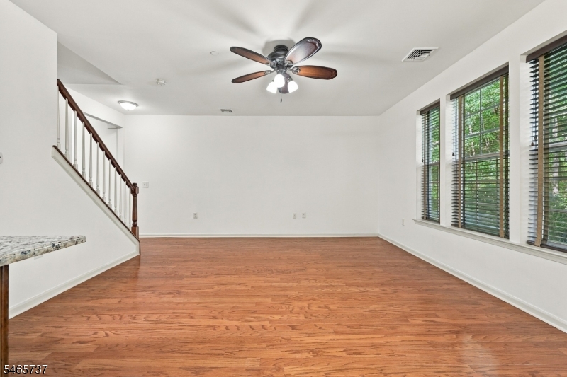 305 Waterview Ct 305 Property Photo 10