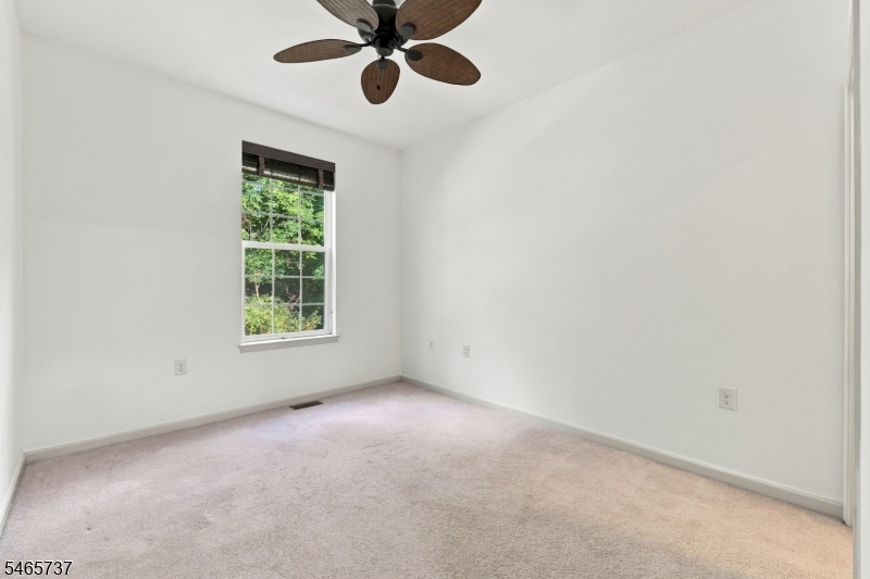 305 Waterview Ct 305 Property Photo 19