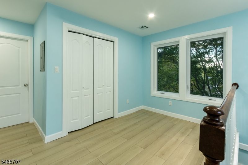 103 Vreeland Ave Property Photo 19