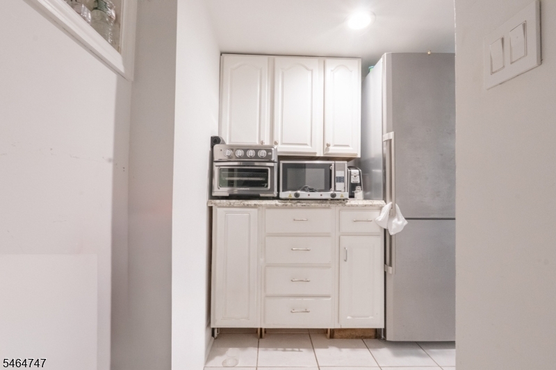 130 Erie St Property Photo 13
