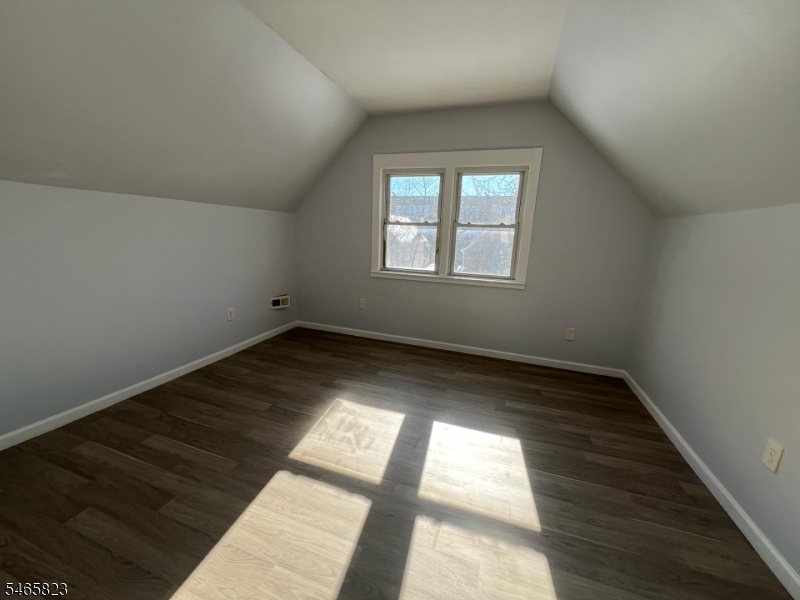 13 Garwood Pl Property Photo 6