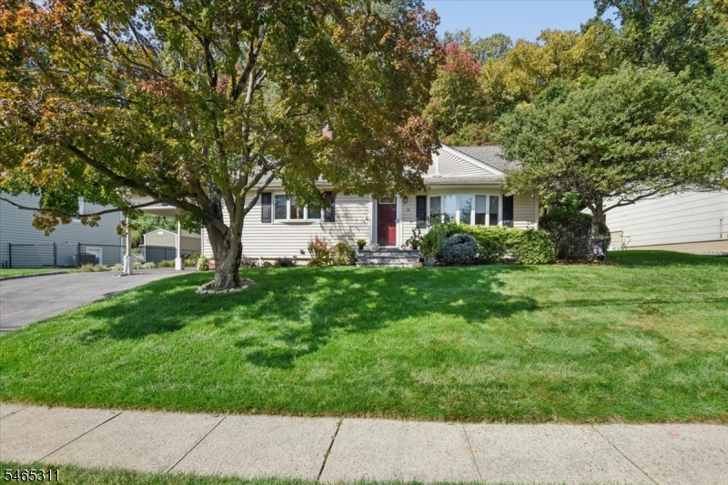 50 Parks Rd Property Photo 3