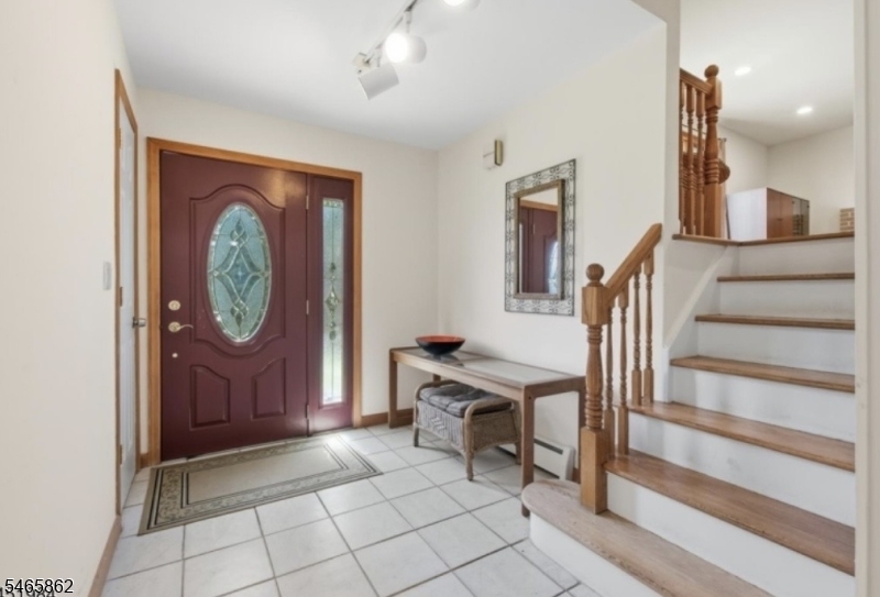17 Ellsworth Ave Property Photo 2