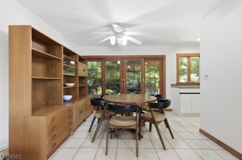 17 Ellsworth Ave Property Photo 11