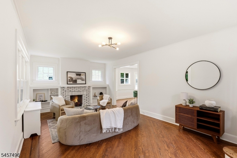 109 Milton Pl Property Photo 8