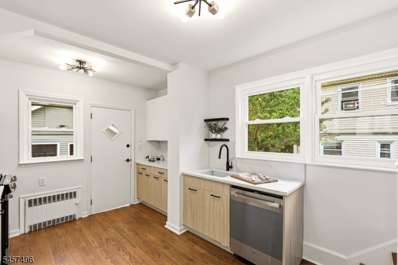 109 Milton Pl Property Photo 15