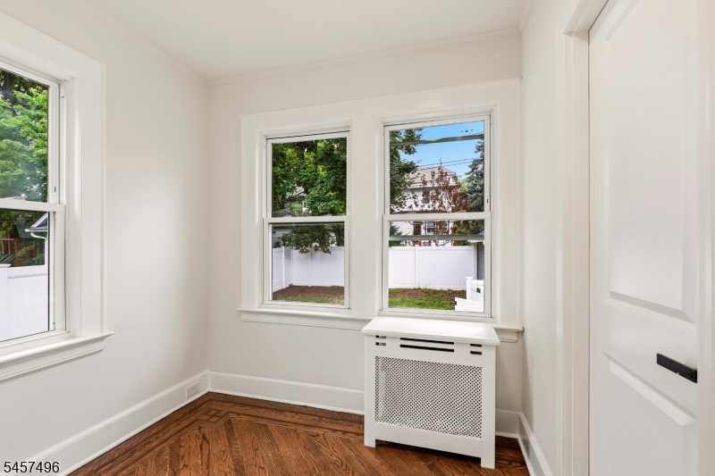 109 Milton Pl Property Photo 22