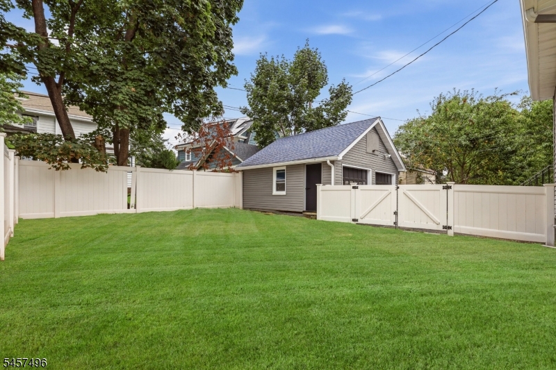 109 Milton Pl Property Photo 43
