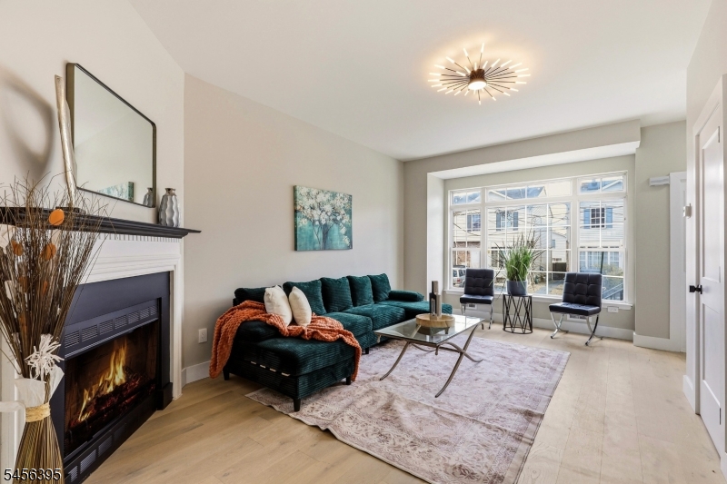 8 Somerset St Property Photo 7