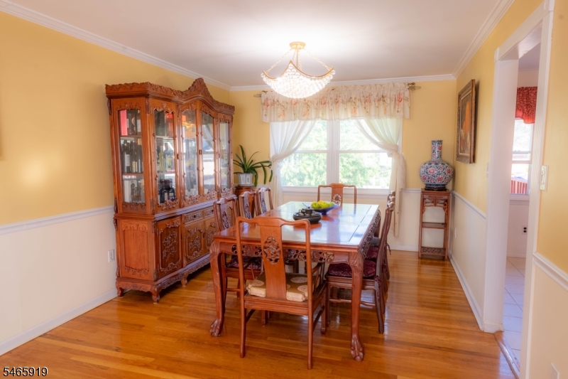 4 Charles Ct Property Photo 6