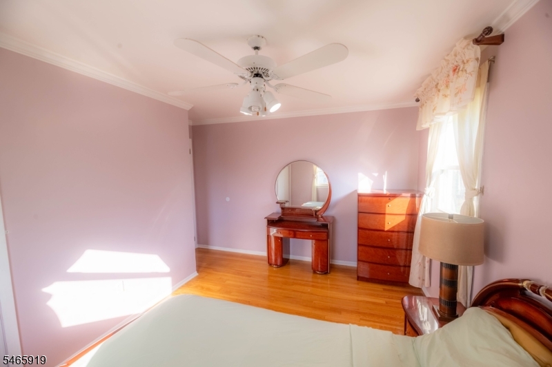 4 Charles Ct Property Photo 20