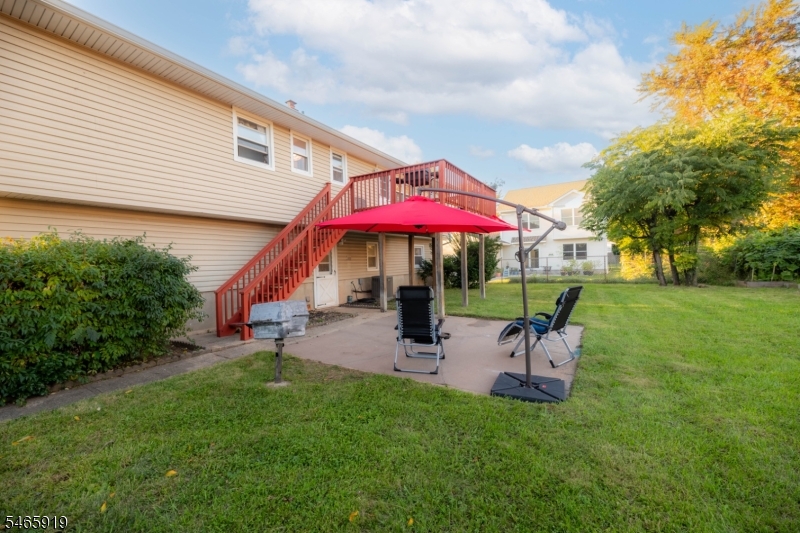 4 Charles Ct Property Photo 36