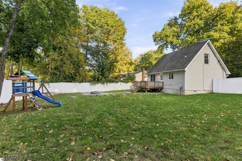 21 Woodland Trl Property Photo 33