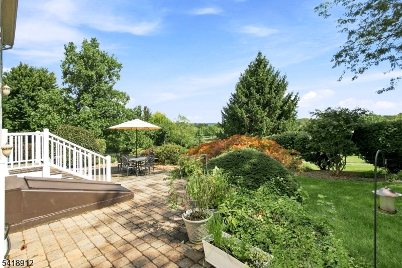 1709 Washington Valley Drive Property Photo 22