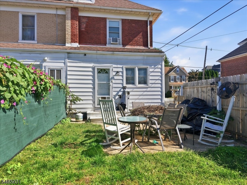 708 Columbus Ave Property Photo 28