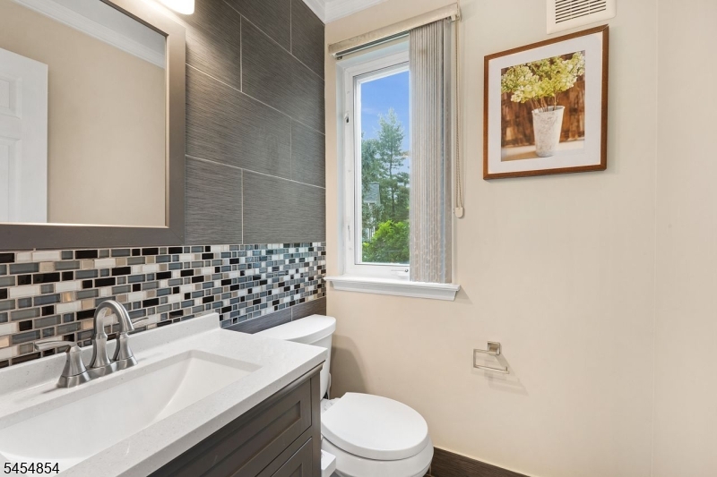 56 Whitehead Road Property Photo 8