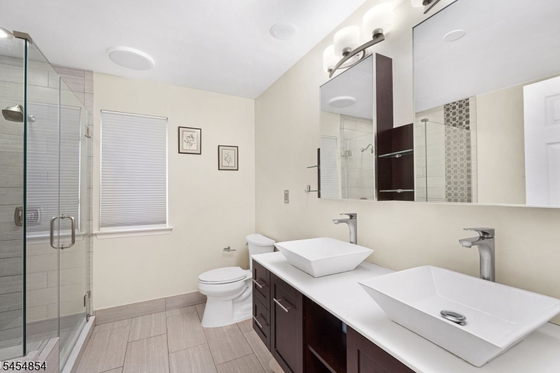 56 Whitehead Road Property Photo 11
