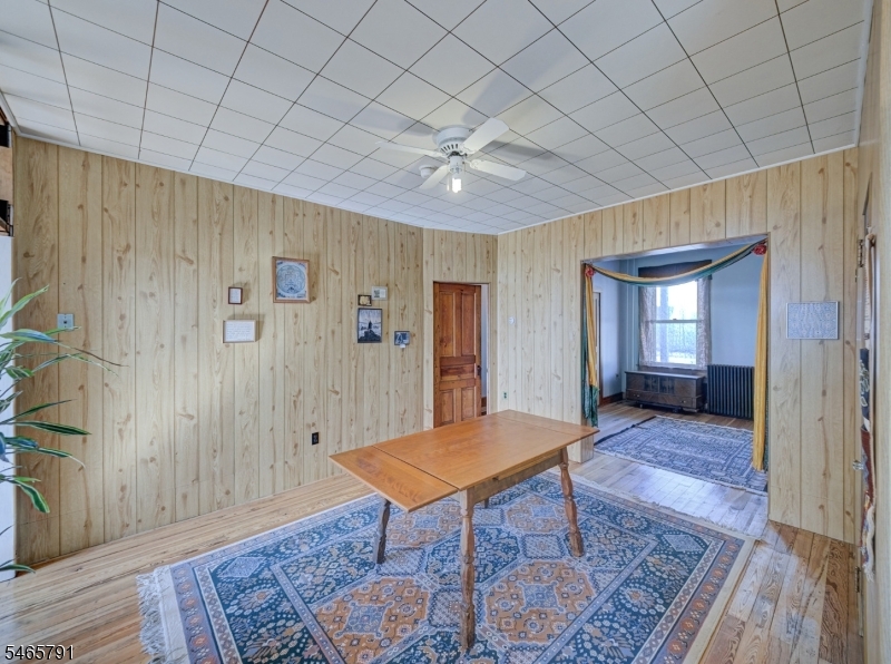 390 Heckman St Property Photo 11