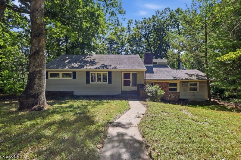 505 Long Hill Rd Property Photo 1
