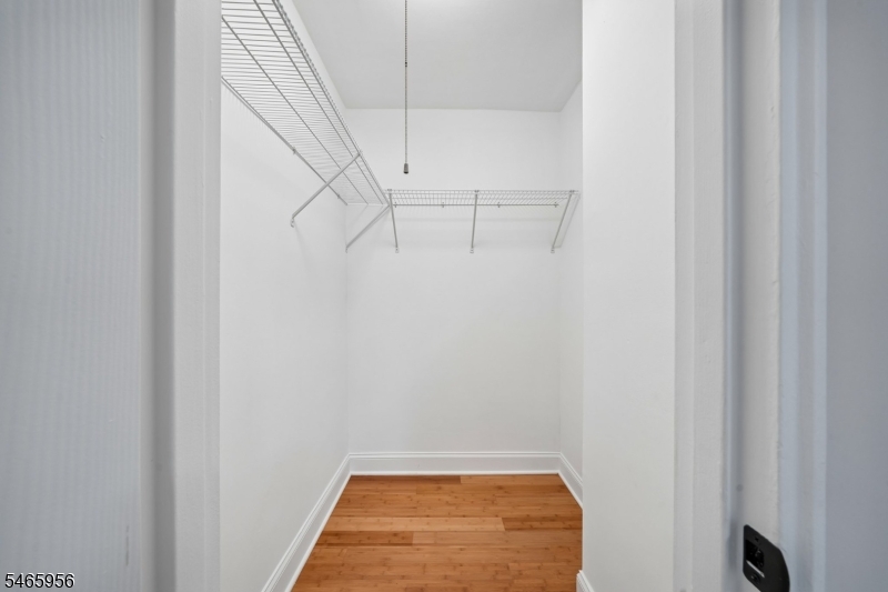 415 Claremont Ave 1g Property Photo 19