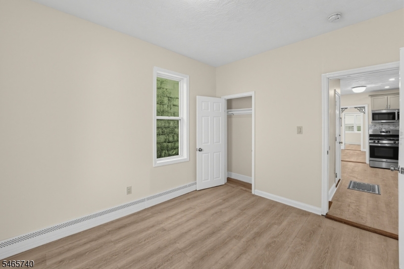 29 Goodwin Ave Property Photo 11