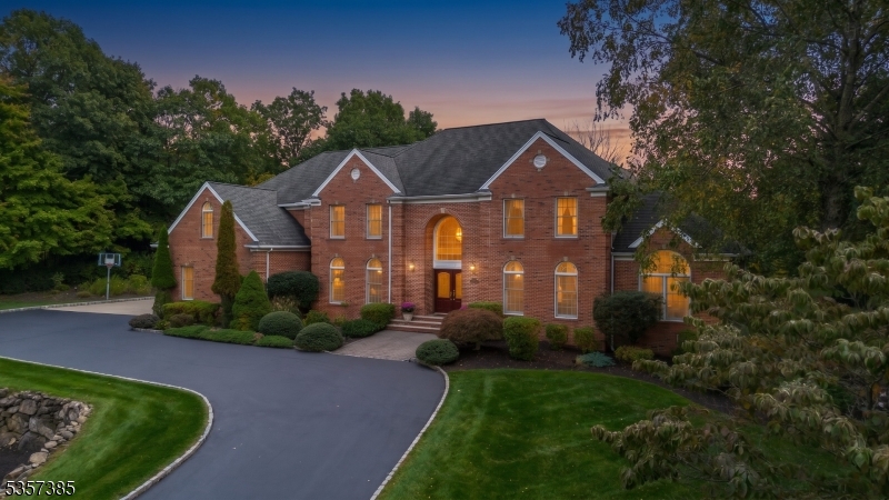 86 Alize Dr Property Photo 1