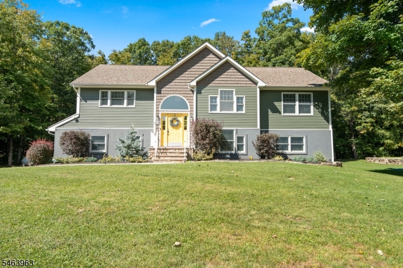 1036 Scenic Dr Property Photo 1