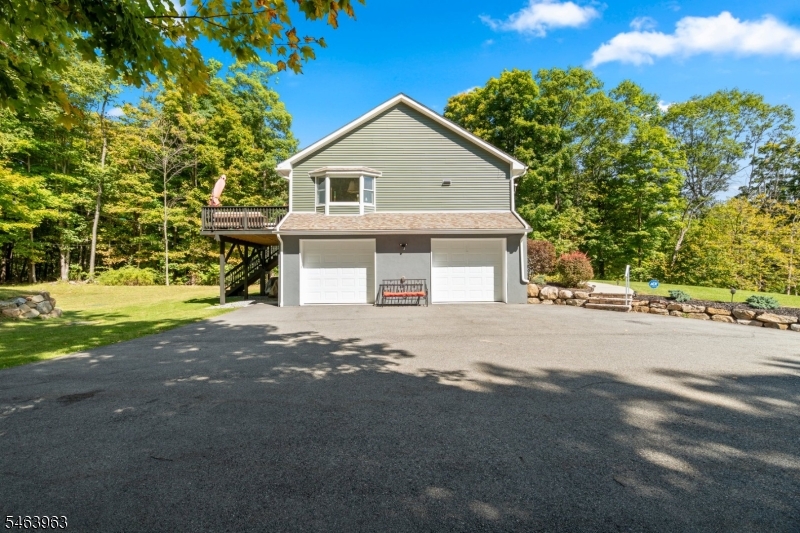 1036 Scenic Dr Property Photo 2