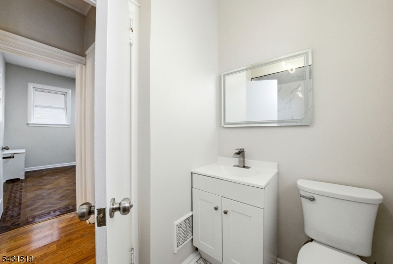 86 Curie Ave 1 Property Photo 16