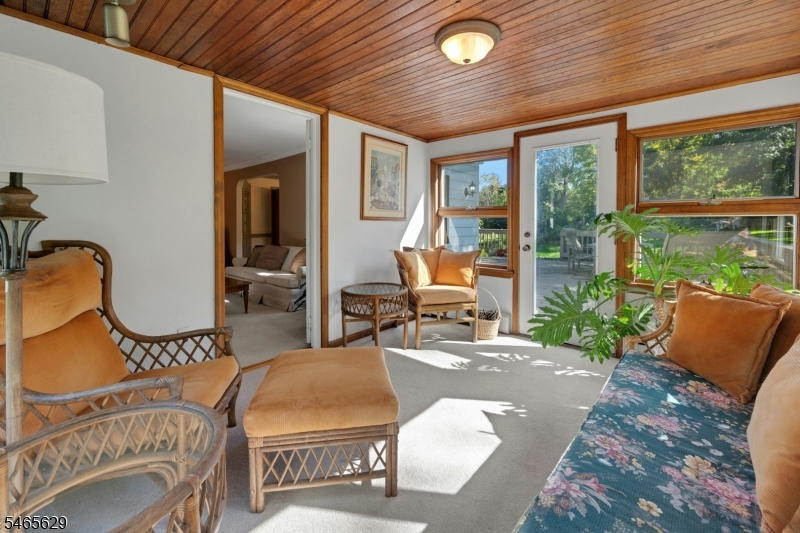 179 Oaks Road Property Photo 8