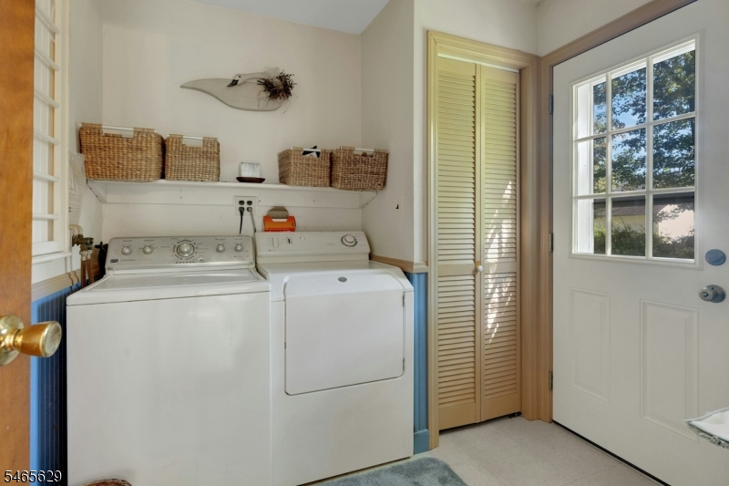 179 Oaks Road Property Photo 14