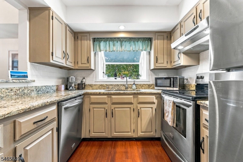 56 Bentley Ct Property Photo 12