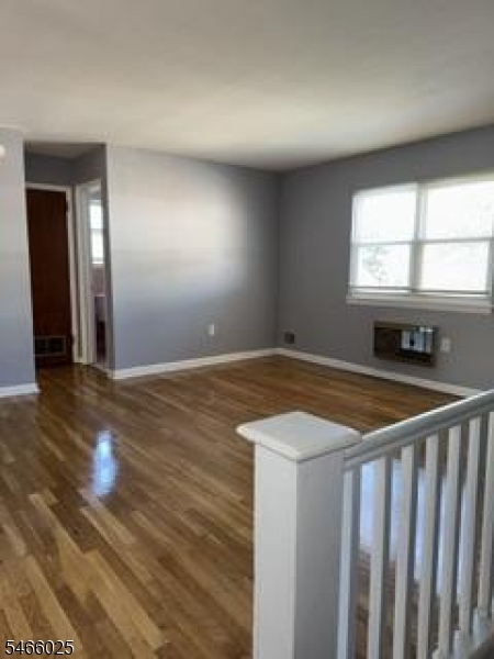 228 Marion St 2 Property Photo 5