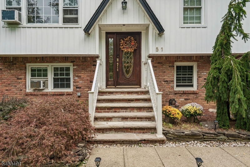 51 River Rd Property Photo 2