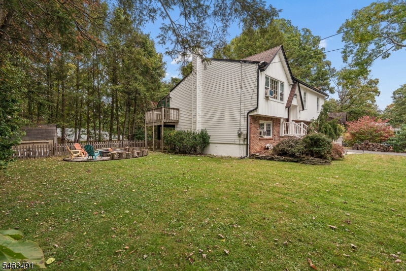 51 River Rd Property Photo 4