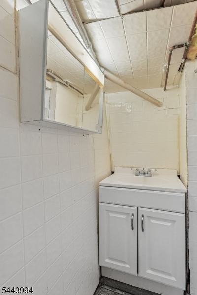 57 Menzel Ave Property Photo 32
