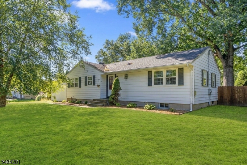 16 Dayton Rd Property Photo 1