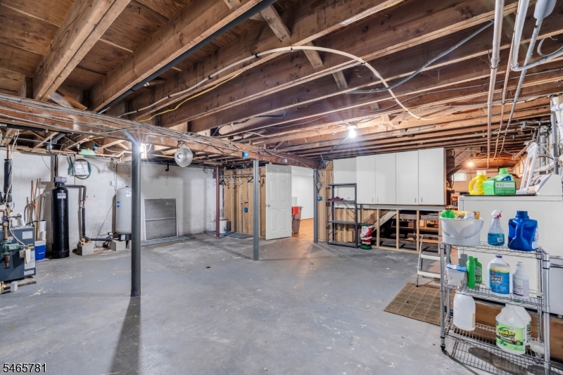 50 Fremont Ter Property Photo 23