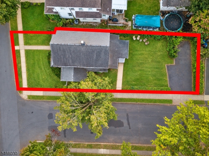 15 Edgar Pl Property Photo 3
