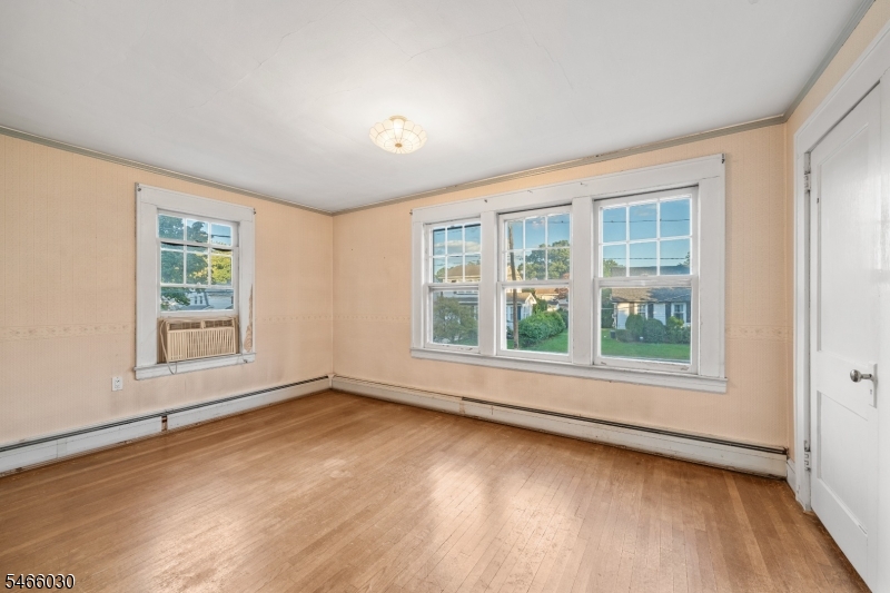15 Edgar Pl Property Photo 18