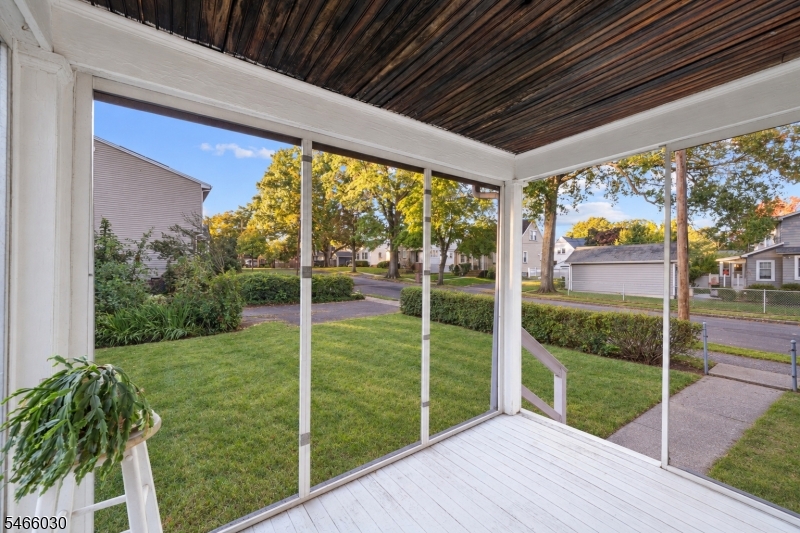 15 Edgar Pl Property Photo 25