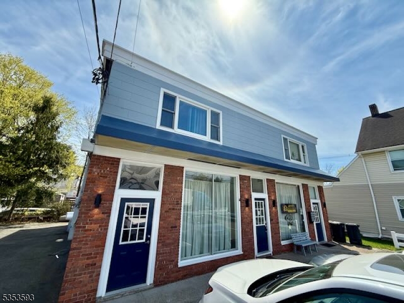 518 Ringwood Ave Property Photo 2