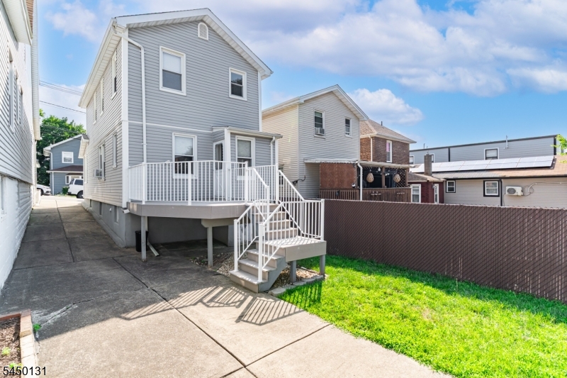1512 80th St Property Photo 27
