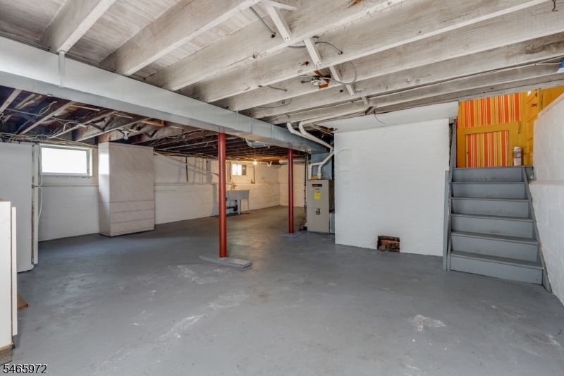18 Halsted St Property Photo 31