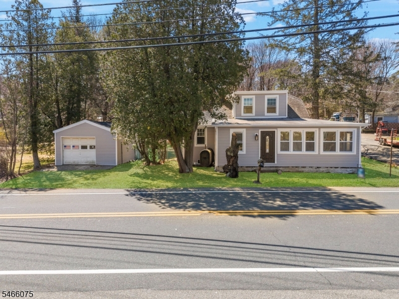 728 Glen Rd Property Photo 1