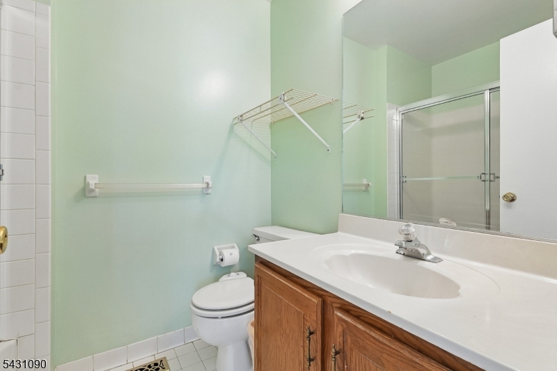 265 Hampshire Dr Property Photo 14