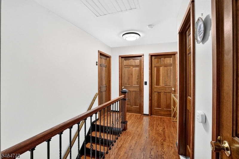 27 Edgemere Terrace Property Photo 17