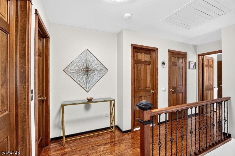27 Edgemere Terrace Property Photo 18