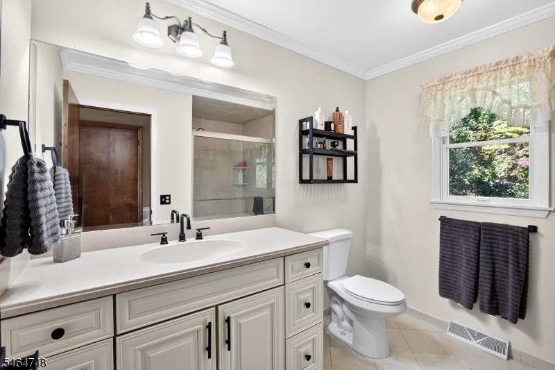 27 Edgemere Terrace Property Photo 21