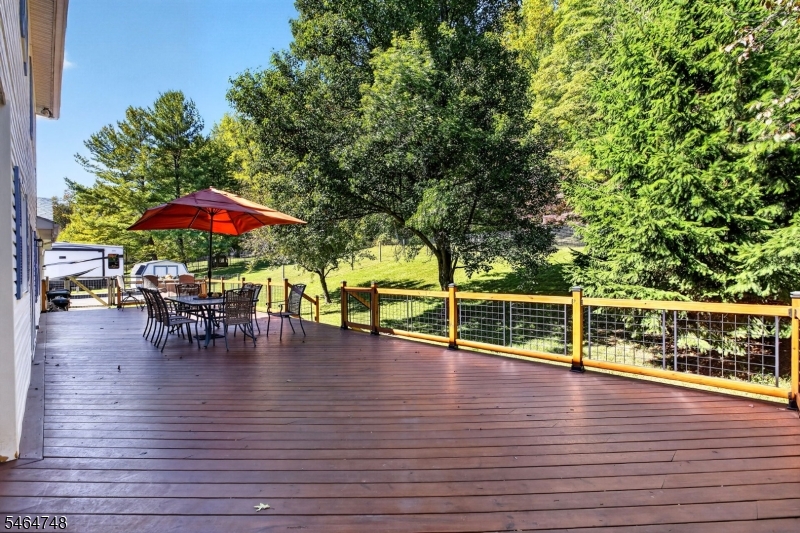 27 Edgemere Terrace Property Photo 31